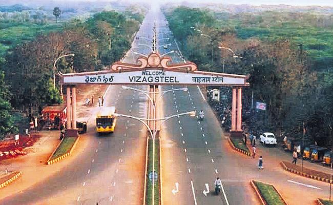 Centre snubs KCR, to go ahead with VSP privatisation